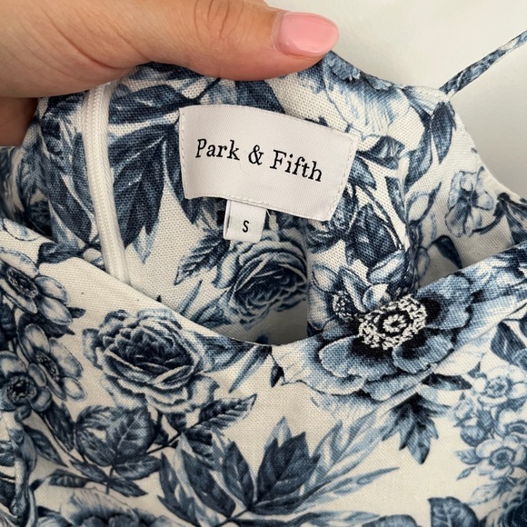 Park & Fifth Blue Floral Midi Dress - Picture 5 of 8